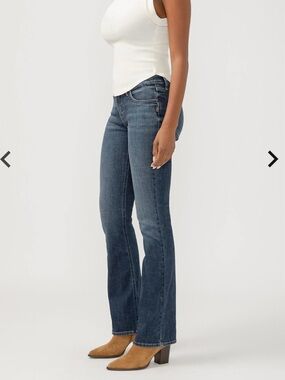 Silver Jean Co Boot Cut 29